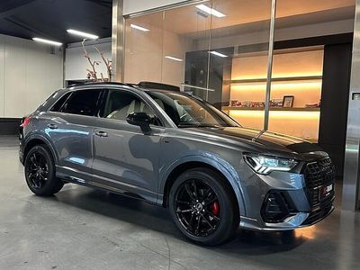 Grijs (metallic) Gebruikt 2020 Audi Q3 S-Line SUV | € 34.999 (Duur)