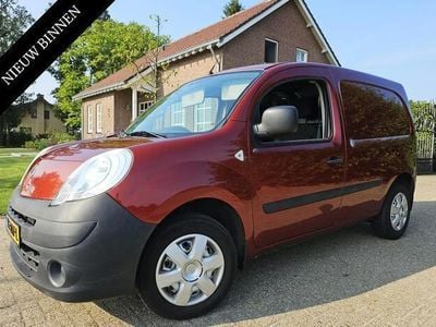 Rood Occasion 2008 Renault Kangoo MPV | € 6.995 (Iets duurder)