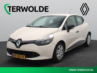 Bruin Occasion 2016 Renault Clio IV Authentique Hatchback | € 7.840 (Eerlijke prijs)