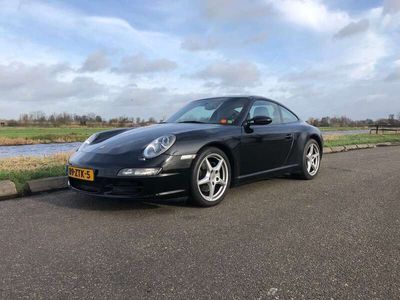 Porsche 911 Carrera