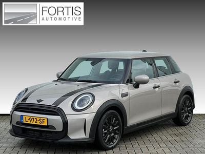 Grijs Gebruikt 2021 Mini Cooper Business Hatchback | € 16.700 (Eerlijke prijs)