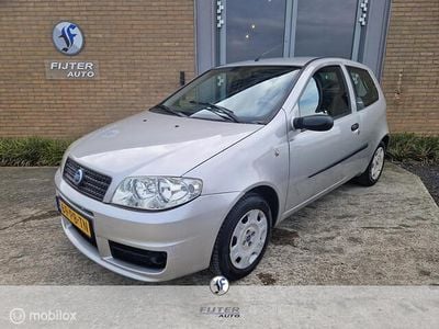 Occasion Fiat Punto Dynamic 60 PK (44 kW) 2004 Grijs Hatchback