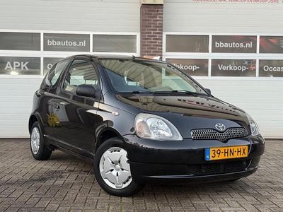 Zwart Occasion 2001 Toyota Yaris Luna Hatchback | € 1.199 (Eerlijke prijs)