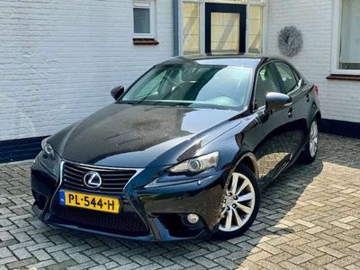 Lexus IS300