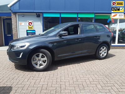 tweedehands Volvo XC60 2.0 D4 FWD Kinetic PDC achter Navi Afn. trekhaak