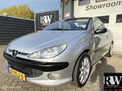 Grijs Occasion 2001 Peugeot 206 CC Cabriolet | € 1.995 (Iets duurder)