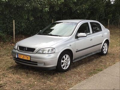 Grijs Gebruikt 2002 Opel Astra Njoy Hatchback | € 1.950 (Iets duurder)