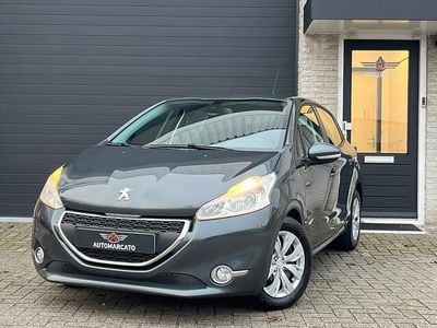 Grijs Gebruikt 2013 Peugeot 208 Envy Hatchback | € 3.495 (Goede deal)