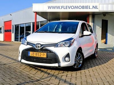 Occasion Toyota Yaris Trend 99 PK (72 kW) 2016 Wit Hatchback