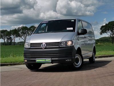 tweedehands VW Transporter 2.0 TDI l1h1 airco automaat!