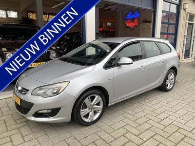 tweedehands Opel Astra Sports Tourer 1.4 Cosmo NAVI/CLIMA/CRUISE