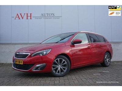 Rood Gebruikt 2018 Peugeot 308 Allure Stationwagen | € 11.950 (Duur)
