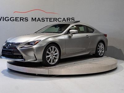 Grijs Gebruikt 2016 Lexus RC300h Luxury Line Coupé | € 29.650 (Eerlijke prijs)