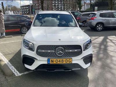 Mercedes GLB200