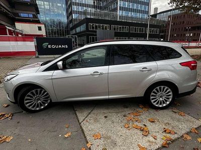 Grijs Gebruikt 2017 Ford Focus Trend Stationwagen | € 11.000 (Eerlijke prijs)