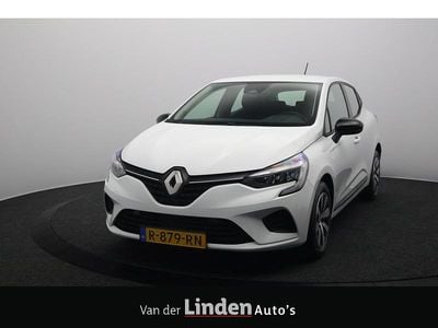 Wit Gebruikt 2022 Renault Clio V Equilibre Hatchback | € 14.845 (Goede deal)