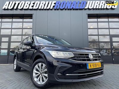 Zwart Gebruikt 2021 VW Tiguan Business SUV | € 24.500 (Goede deal)