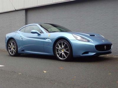 Blauw Gebruikt 2010 Ferrari California Cabriolet | € 82.500