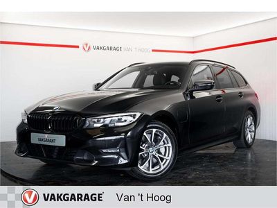 BMW 330e