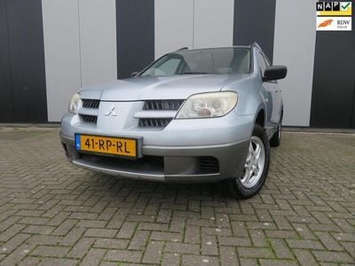 Occasion Mitsubishi Outlander Invite+ 136 PK (100 kW) 2005 Grijs SUV