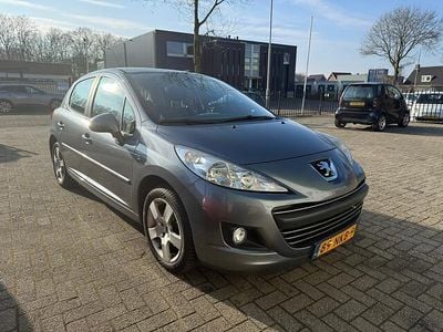 Grijs (metallic) Occasion 2010 Peugeot 207 Hatchback | € 1.799 (Super prijs)