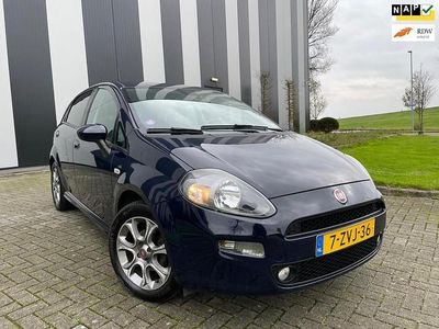 Occasion 2015 Fiat Punto Evo Lounge Hatchback | € 3.250 (Eerlijke prijs)