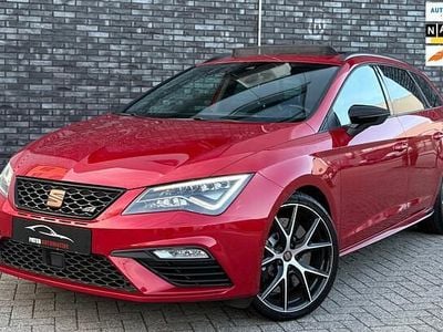 Rood Occasion 2019 Seat Leon ST 4Drive Stationwagen | € 23.900 (Eerlijke prijs)