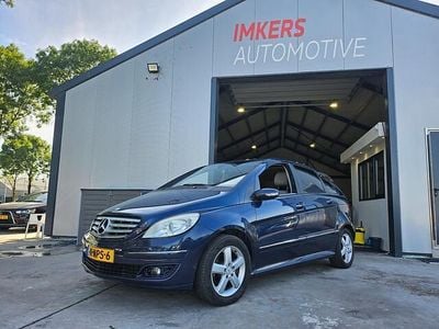 Mercedes B200