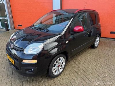 Occasion Fiat Panda Lounge 65 PK (47 kW) 2013 Zwart (metallic) Hatchback