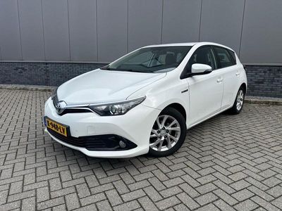 Toyota Auris Hybrid