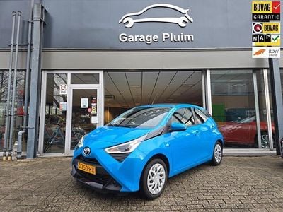 Occasion Toyota Aygo X-play 72 PK (52 kW) 2019 Blauw Hatchback