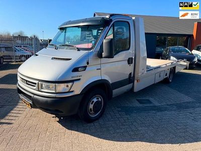 Occasion Iveco Daily 166 PK (122 kW) 2006 Grijs (metallic) Cabriolet