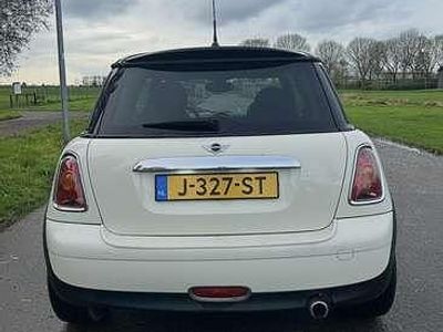 Wit Occasion 2006 Mini Cooper Hatchback | € 3.200 (Duur)