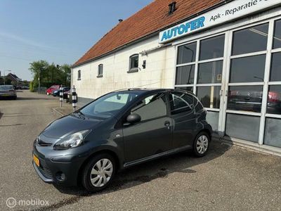 tweedehands Toyota Aygo 1.0 VVT-i Now 104.087 km koude airco 5 drs