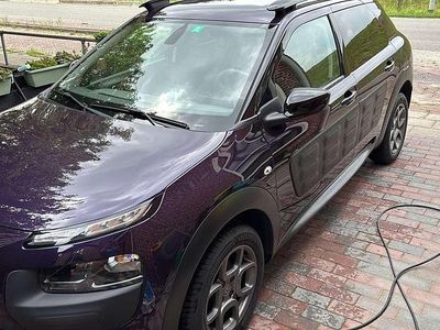 Paars Gebruikt 2015 Citroën C4 Cactus PureTech Hatchback | € 7.000 (Eerlijke prijs)