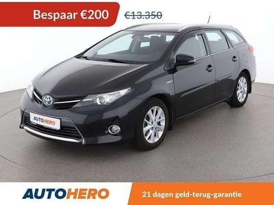 Toyota Auris Hybrid