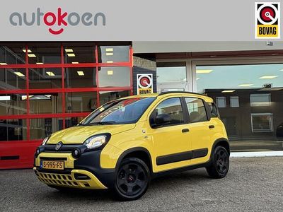 Occasion Fiat Panda Cross Cross 69 PK (50 kW) 2019 Geel Hatchback