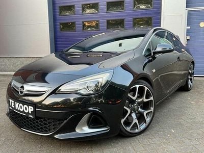 Opel Astra GTC