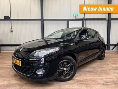Zwart Gebruikt 2012 Renault Mégane GT Line Bose Edition Hatchback | € 4.990 (Eerlijke prijs)