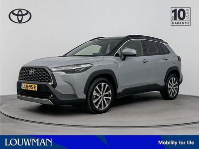 Manhattan grey metallic (licht grijs metallic) Occasion 2024 Toyota Corolla Cross Limited SUV | € 34.395 (Eerlijke prijs)