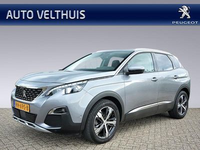 Grijs (metallic) Gebruikt 2017 Peugeot 3008 Allure SUV | € 17.950 (Duur)