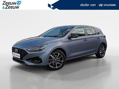 Blauw Occasion 2024 Hyundai i30 Premium Hatchback | € 30.840 (Duur)