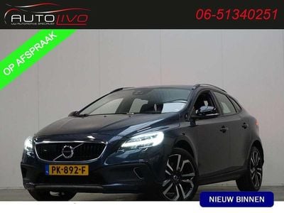 Blauw Gebruikt 2017 Volvo V40 Hatchback | € 17.895 (Iets duurder)