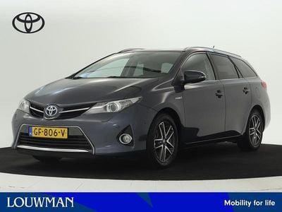 Toyota Auris Hybrid
