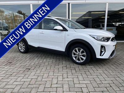 Wit Occasion 2022 Kia Stonic SUV | € 16.950 (Goede deal)