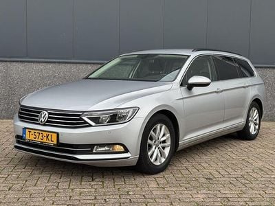 Grijs Gebruikt 2015 VW Passat Comfortline Stationwagen | € 6.950 (Goede deal)