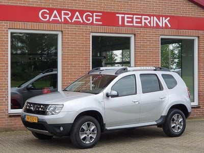 Grijs Gebruikt 2016 Dacia Duster Lauréate SUV | € 10.450 (Iets duurder)
