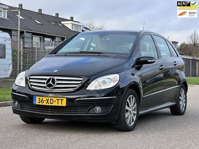 Zwart Gebruikt 2007 Mercedes B200 MPV | € 4.450 (Eerlijke prijs)