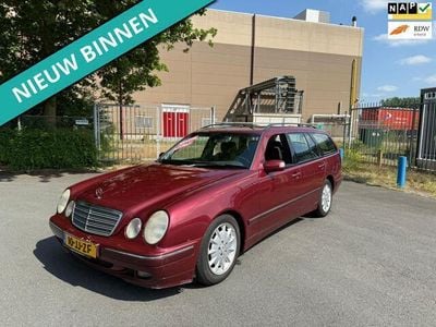 Mercedes 200
