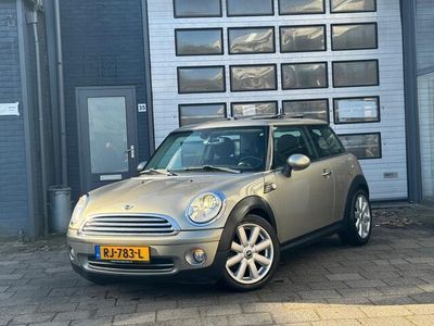 tweedehands Mini Cooper 1.6 Business Line | Clima | Navi | Pano | PDC